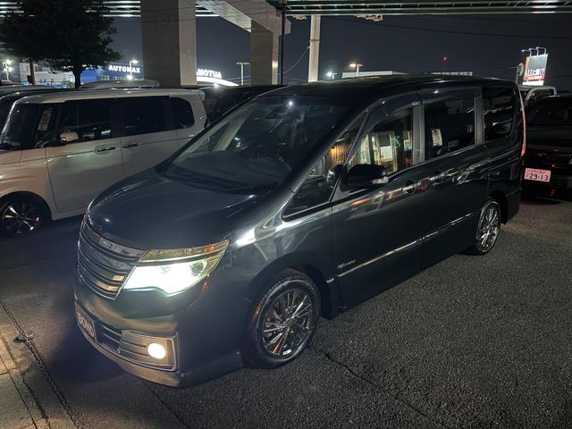 セレナ ライダー　Ｓ－ハイブリッド　後席モニター　両側パワースライドドア　純正ナビ　フルセグＴＶ　ＤＶＤ　ＥＴＣ　バックカメラ　プッシュスタート　スマートキー　キーレスエントリー　ＬＥＤヘッドライト　フォグランプ　純正１６ＡＷ（7枚目）