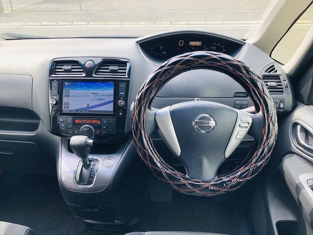 セレナ ライダー　Ｓ－ハイブリッド　後席モニター　両側パワースライドドア　純正ナビ　フルセグＴＶ　ＤＶＤ　ＥＴＣ　バックカメラ　プッシュスタート　スマートキー　キーレスエントリー　ＬＥＤヘッドライト　フォグランプ　純正１６ＡＷ（16枚目）