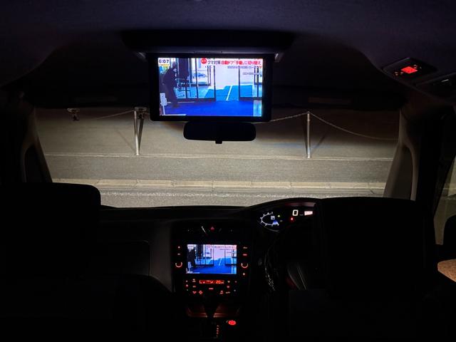 セレナ ライダー　Ｓ－ハイブリッド　後席モニター　両側パワースライドドア　純正ナビ　フルセグＴＶ　ＤＶＤ　ＥＴＣ　バックカメラ　プッシュスタート　スマートキー　キーレスエントリー　ＬＥＤヘッドライト　フォグランプ　純正１６ＡＷ（33枚目）