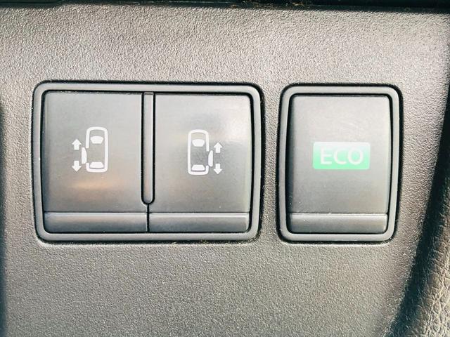 セレナ ライダー　Ｓ－ハイブリッド　後席モニター　両側パワースライドドア　純正ナビ　フルセグＴＶ　ＤＶＤ　ＥＴＣ　バックカメラ　プッシュスタート　スマートキー　キーレスエントリー　ＬＥＤヘッドライト　フォグランプ　純正１６ＡＷ（59枚目）