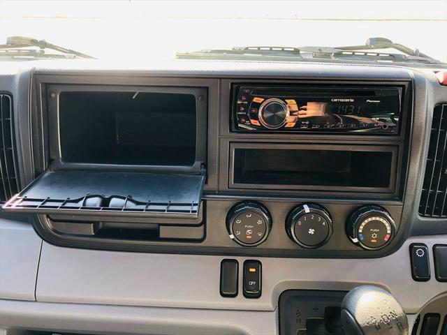 キャンター ダブルキャブロング全低床 最大積載量1500Kg 原動機の型式4P10 社外オーディオ CD キーレスエントリー ベンチシート フォグランプ 電動格納ミラー 全低床 Ad Blue パワーウインドウ パワーステアリング(54枚目)