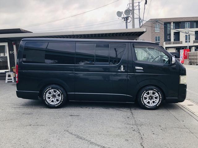 ハイエースバン ロングスーパーＧＬ　２型　ローダウン　社外１５インチアルミホイール　両側スライドドア　社外オーディオ　ＣＤ　ＥＴＣ　キーレスエントリー　電動格納ミラー　ＡＣ１００Ｖ　ＬＥＤヘッドライト　フォグランプ　簡易ベット（15枚目）