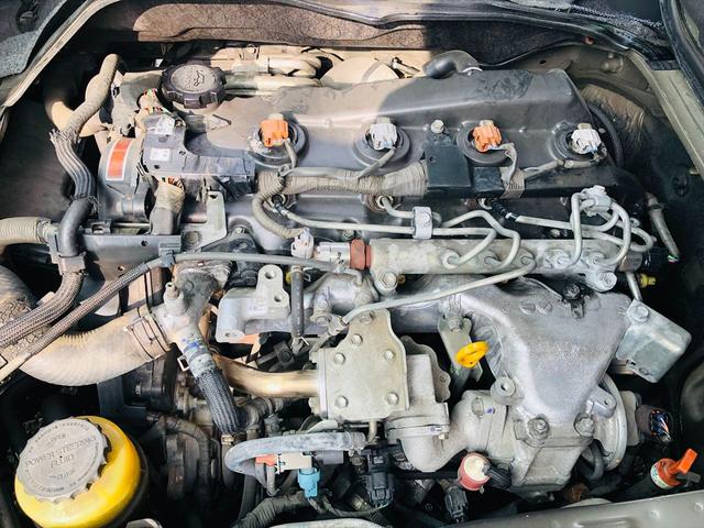 ハイエースバン ロングスーパーＧＬ　２型　ローダウン　社外１５インチアルミホイール　両側スライドドア　社外オーディオ　ＣＤ　ＥＴＣ　キーレスエントリー　電動格納ミラー　ＡＣ１００Ｖ　ＬＥＤヘッドライト　フォグランプ　簡易ベット（66枚目）