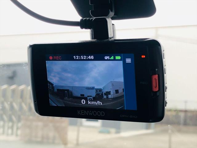 プリウス Aツーリングセレクション TRDエアロ ローダウン 社外18インチアルミホイール 社外ナビ フルセグTV DVD ETC バックカメラ プッシュスタート スマートキー シートヒーター ドライブレコーダー LEDヘッドライト(49枚目)