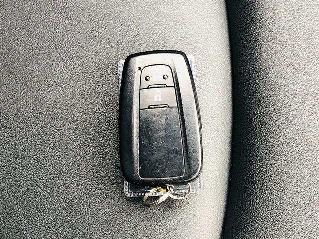 プリウス Aツーリングセレクション TRDエアロ ローダウン 社外18インチアルミホイール 社外ナビ フルセグTV DVD ETC バックカメラ プッシュスタート スマートキー シートヒーター ドライブレコーダー LEDヘッドライト(52枚目)