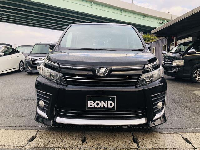 ヴォクシー ＺＳ　後席モニター　パワースライドドア　９インチ純正ナビ　フルセグＴＶ　ＤＶＤ　Ｂｌｕｅｔｏｏｔｈ　ＥＴＣ　バックカメラ　プッシュスタート　スマートキー　３列シート　ＬＥＤヘッドライト　フォグランプ（12枚目）