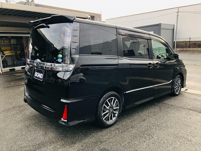 ヴォクシー ＺＳ　後席モニター　パワースライドドア　９インチ純正ナビ　フルセグＴＶ　ＤＶＤ　Ｂｌｕｅｔｏｏｔｈ　ＥＴＣ　バックカメラ　プッシュスタート　スマートキー　３列シート　ＬＥＤヘッドライト　フォグランプ（40枚目）