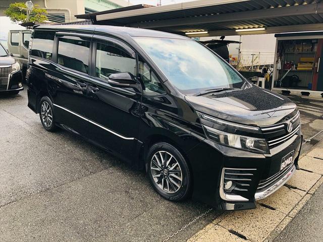 ヴォクシー ＺＳ　後席モニター　パワースライドドア　９インチ純正ナビ　フルセグＴＶ　ＤＶＤ　Ｂｌｕｅｔｏｏｔｈ　ＥＴＣ　バックカメラ　プッシュスタート　スマートキー　３列シート　ＬＥＤヘッドライト　フォグランプ（43枚目）