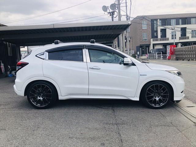 ヴェゼル ハイブリッドZ 車高調 社外19インチアルミホイール ルーフキャリアー 社外ナビ フルセグTV DVD Bluetooth ETC バックカメラ プッシュスタート スマートキー LEDヘッドライト フォグランプ(15枚目)