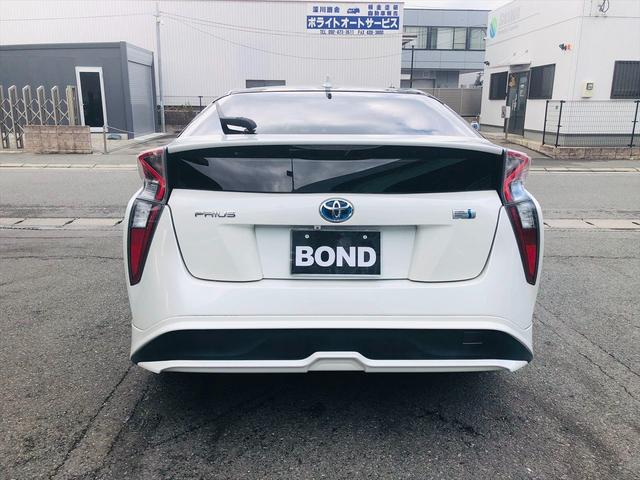 プリウス S TRDエアロ ローダウン 社外19インチアルミホイール 9インチ純正ナビ フルセグ DVD Bluetooth ETC バックカメラ プッシュスタート スマートキー LEDヘッドライト フォグランプ(44枚目)