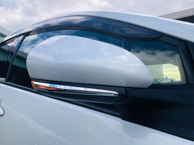 プリウス S TRDエアロ ローダウン 社外19インチアルミホイール 9インチ純正ナビ フルセグ DVD Bluetooth ETC バックカメラ プッシュスタート スマートキー LEDヘッドライト フォグランプ(72枚目)