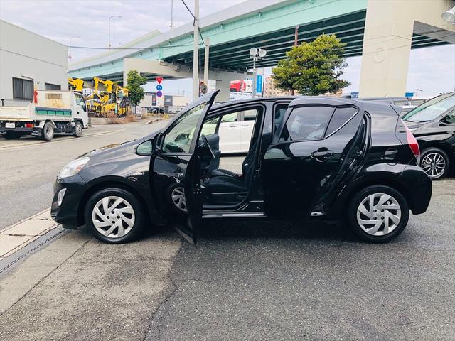 アクア S 純正ナビ フルセグTV DVD Bluetooth ETC バックカメラ プッシュスタート スマートキー キーレスエントリー シャークアンテナ フォグランプ 電動格納ミラー 衝突安全ボディ(36枚目)