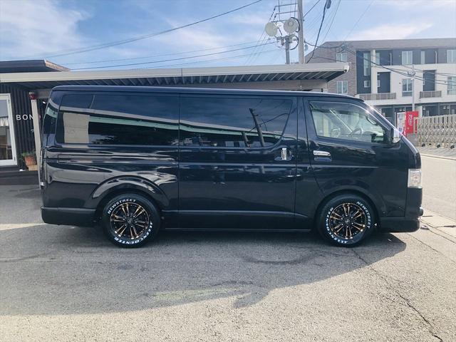 ハイエースバン ロングスーパーＧＬ　両側パワースライドドア　ドライブレコーダー　社外ナビ　ＤＶＤ　Ｂｌｕｅｔｏｏｔｈ　ＥＴＣ　バックカメラ　プッシュスタート　スマートキー　ＬＥＤヘッドライト　フォグランプ　社外１６インチアルミホイール（15枚目）