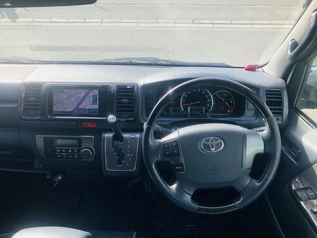 ハイエースバン ロングスーパーＧＬ　両側パワースライドドア　ドライブレコーダー　社外ナビ　ＤＶＤ　Ｂｌｕｅｔｏｏｔｈ　ＥＴＣ　バックカメラ　プッシュスタート　スマートキー　ＬＥＤヘッドライト　フォグランプ　社外１６インチアルミホイール（16枚目）