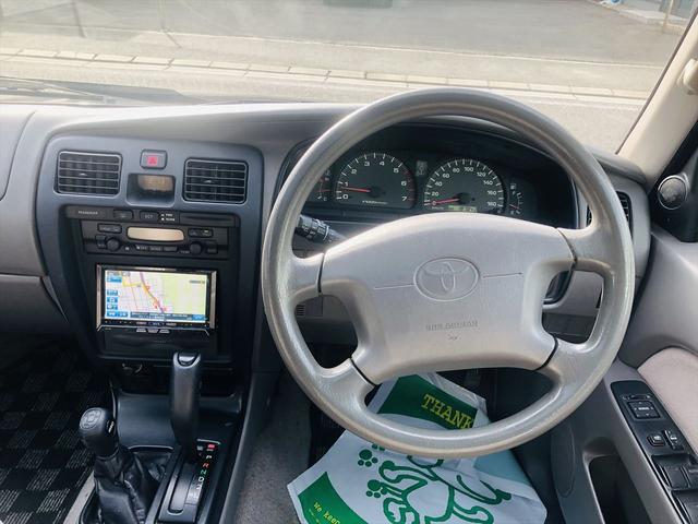 ハイラックスサーフ ＳＳＲ－Ｘ　サンルーフ　４ＷＤ　社外ナビ　フルセグＴＶ　ＤＶＤ　Ｂｌｕｅｔｏｏｔｈ　ＥＴＣ　キーレスエントリー　リアパワーウインドウ　社外１６インチアルミホイール　電動格納ミラー　フルフラットシート（51枚目）