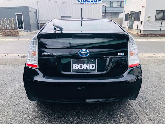 プリウス Ｓツーリングセレクション　純正ＨＤＤナビ　フルセグＴＶ　ＤＶＤ　Ｂｌｕｅｔｏｏｔｈ　ＥＴＣ　バックカメラ　プッシュスタート　スマートキー　キーレスエントリー　ＬＥＤヘッドライト　フォグランプ　純正１７インチアルミホイール（46枚目）