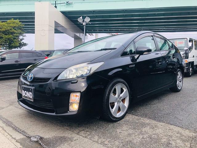 プリウス Ｓツーリングセレクション　純正ＨＤＤナビ　フルセグＴＶ　ＤＶＤ　Ｂｌｕｅｔｏｏｔｈ　ＥＴＣ　バックカメラ　プッシュスタート　スマートキー　キーレスエントリー　ＬＥＤヘッドライト　フォグランプ　純正１７インチアルミホイール（79枚目）