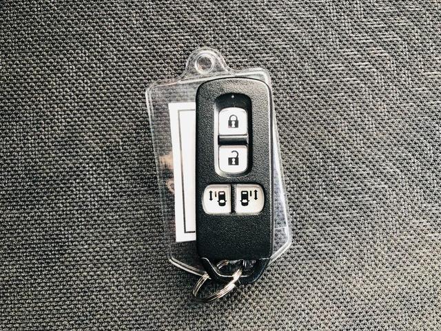 Ｎ－ＢＯＸカスタム Ｇ・ターボパッケージ　両側パワースライドドア　社外ナビ　ＤＶＤ　Ｂｌｕｅｔｏｏｔｈ　ＥＴＣ　プッシュスタート　スマートキー　キーレスエントリー　ＨＩＤヘッドライト　フォグランプ　純正１５インチアルミホイール　パドルシフト（54枚目）