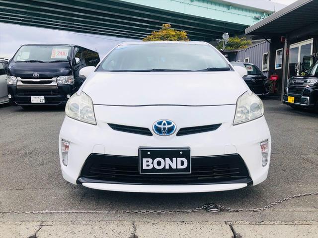 プリウス Ｌ　社外ナビ　ＤＶＤ　ＥＴＣ　プッシュスタート　キーレスエントリー　電動格納ミラー　純正１５インチアルミホイール　盗難防止システム　衝突安全ボディ　パワーステアリング　パワーウインドウ（33枚目）