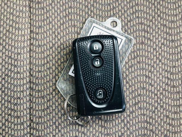 タント Ｘ　パワースライドドア　社外ナビ　ＤＶＤ　スマートキー　キーレスエントリー　電動格納ミラー　ベンチシート　盗難防止システム　衝突安全ボディ　アイドリングストップ　運転席・助手席エアバック（48枚目）