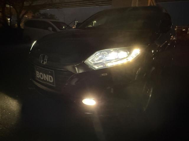 ヴェゼル ハイブリッドＺ　社外ナビ　フルセグＴＶ　ＤＶＤ　Ｂｌｕｅｔｏｏｔｈ　ＥＴＣ　バックカメラ　プッシュスタート　スマートキー　パドルシフト　シートヒーター　ＬＥＤヘッドライト　フォグランプ　社外１８インチアルミホイール（33枚目）