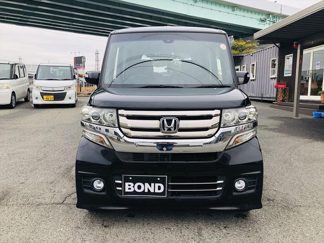 Ｎ－ＢＯＸカスタム Ｇ　ＳＳパッケージ　両側パワースライドドア　純正ナビ　フルセグＴＶ　ＤＶＤ　Ｂｌｕｅｔｏｏｔｈ　ＥＴＣ　バックカメラ　プッシュスタート　スマートキー　キーレスエントリー　ＨＩＤヘッドライト　フォグランプ　社外１４ＡＷ（12枚目）