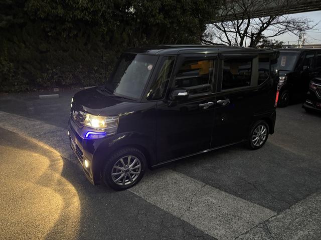 Ｎ－ＢＯＸカスタム Ｇ　ＳＳパッケージ　両側パワースライドドア　純正ナビ　フルセグＴＶ　ＤＶＤ　Ｂｌｕｅｔｏｏｔｈ　ＥＴＣ　バックカメラ　プッシュスタート　スマートキー　キーレスエントリー　ＨＩＤヘッドライト　フォグランプ　社外１４ＡＷ（32枚目）