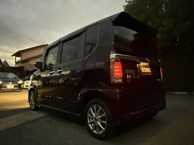 Ｎ－ＢＯＸカスタム Ｇ　ＳＳパッケージ　両側パワースライドドア　純正ナビ　フルセグＴＶ　ＤＶＤ　Ｂｌｕｅｔｏｏｔｈ　ＥＴＣ　バックカメラ　プッシュスタート　スマートキー　キーレスエントリー　ＨＩＤヘッドライト　フォグランプ　社外１４ＡＷ（34枚目）