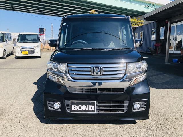 Ｎ－ＢＯＸカスタム Ｇ・Ｌパッケージ　パワースライドドア　純正ナビ　ＤＶＤ　ＥＴＣ　プッシュスタート　スマートキー　キーレスエントリー　ＨＩＤヘッドライト　フォグランプ　純正１４インチアルミホイール　ベンチシート　フルフラットシート（12枚目）