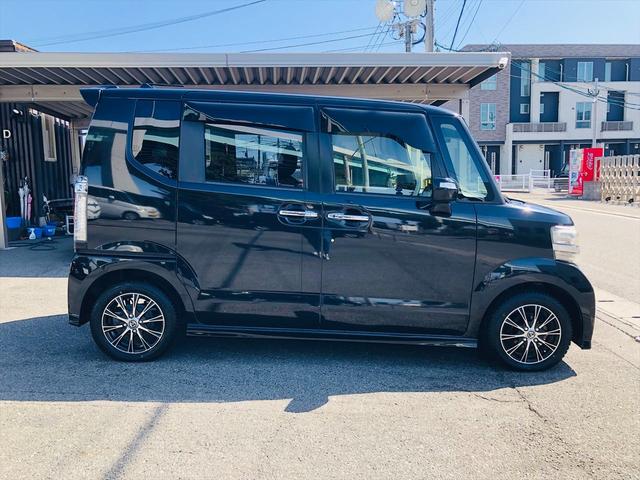 N-BOXカスタム G SSパッケージ 両側パワースライドドア 純正ナビ DVD Bluetooth バックカメラ プッシュスタート スマートキー キーレスエントリー HIDヘッドライト フォグランプ 純正14インチアルミホイール(41枚目)