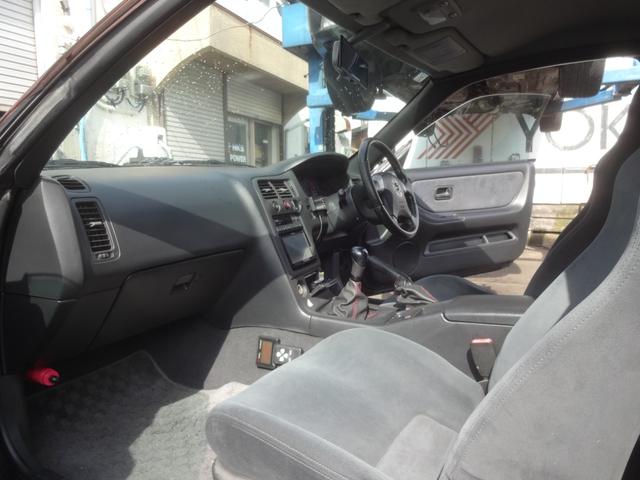 スカイライン ＧＴ－Ｒ　マフラー　車高調　１８インチアルミホイール　ナビ（17枚目）