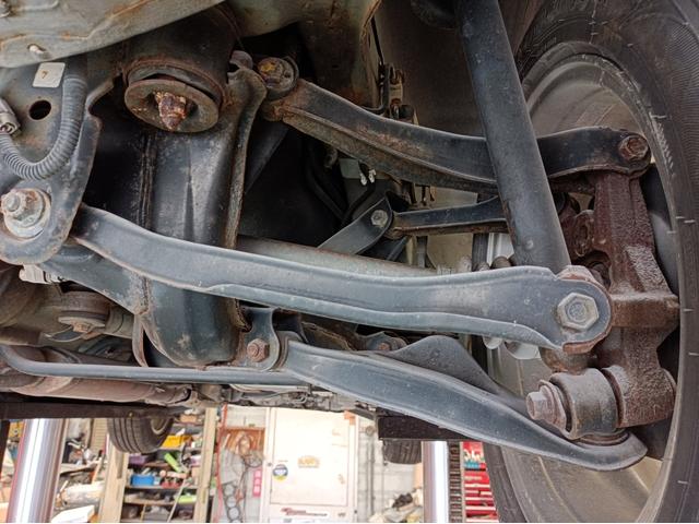 シルビア スペックＳエアロ　フルエアロ　デフィメーター　ステアリング　カーボンボンネット　テールライト（31枚目）