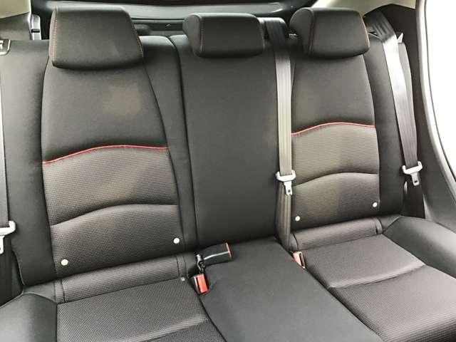 MAZDA2 1.5 15S ブラック トーン エディション ETC 前後ドラレコ 全方位モニター レーダークルコン BTオーディオ ソナー USB フルオートエアコン キーフリー 横滑り防止装置 スマートキー 誤発進抑制(12枚目)