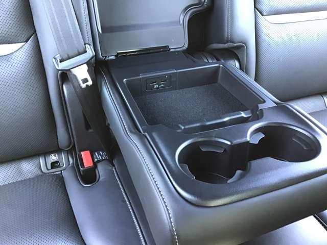 CX-8 2.2 XD スポーツ アピアランス ディーゼルターボ BOSEサウンド サンルーフ ナビ ETC キーレス オートマチックハイビーム シートヒーター アルミホイール 3列シート バックカメラ エアコン スマートキー 横滑り防止装置 アイドリングストップ(15枚目)