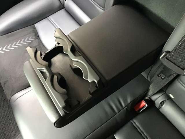 �Q��ڃA�[�����X�g�ł����h�����N�z���_�[�Q�t���Ă���܂���