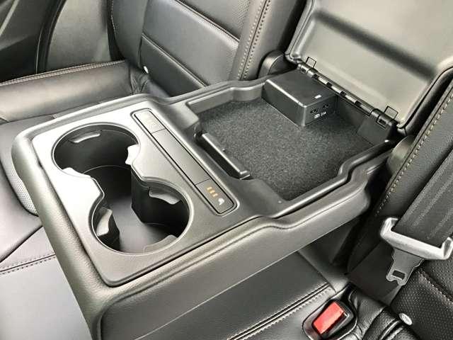 �Q��ڃA�[�����X�g�ł����h�����N�z���_�[�Q�t���Ă���܂���