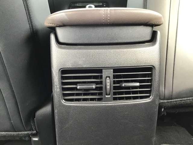 ＣＸ－３０ １．８　ＸＤ　Ｌパッケージ　ディーゼルターボ　ＢＯＳＥサウンド　ナビ　ＥＴＣ　全方位モニター　アドバンスキー　パワーリアゲート　ＤＳＣ　Ｂｌｕｅｔｏｏｔｈ接続　盗難防止装置　電動シート　キーレス　ターボ　ＡＢＳ　バックカメラ　ＡＷ　オートエアコン（12枚目）