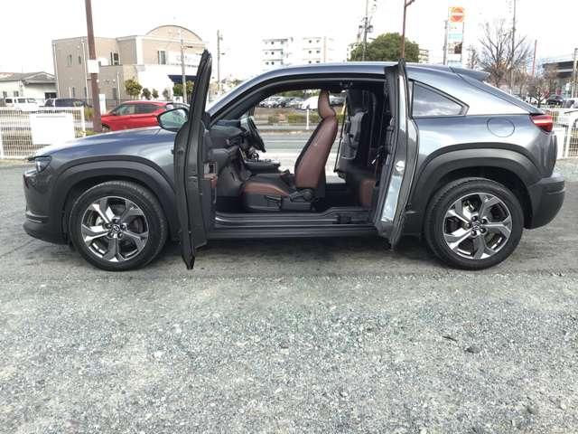 ���T�C�h�r���[