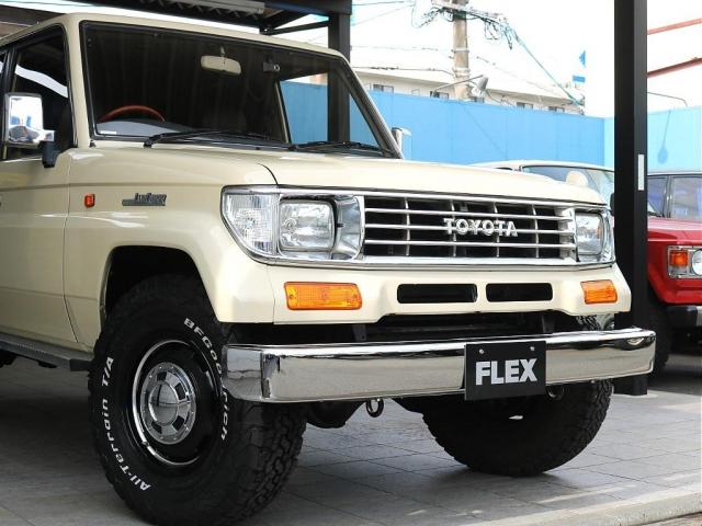 ランドクルーザープラド ＳＸワイド　ナローボディー　クラシックカスタム　ガルシアシスコ１６ｉｎｃｈアルミホイール＆ＢＦグッドリッチＫＯ２　ＲＡＮＣＨＯショック　メッキグリル　ＮＡＲＤＩクラシックウッドステアリング　シートカバー　Ｔベル済（9枚目）