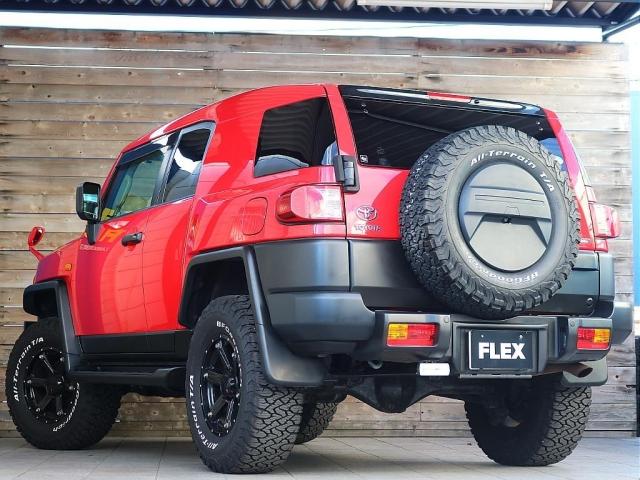 ＦＪクルーザー ベースグレード　走行７．５万ｋｍ　トレイル仕様　リフトアップ　ＭＫＷ１７ｉｎｃｈアルミホイール＆ＢＦグッドリッチＫＯ３　純正ナビ　ＥＴＣ　専用シートカラー（7枚目）