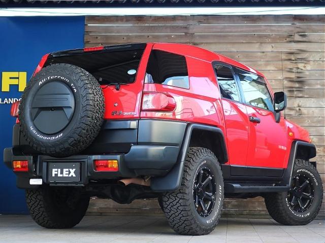 ＦＪクルーザー ベースグレード　走行７．５万ｋｍ　トレイル仕様　リフトアップ　ＭＫＷ１７ｉｎｃｈアルミホイール＆ＢＦグッドリッチＫＯ３　純正ナビ　ＥＴＣ　専用シートカラー（8枚目）