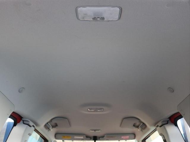 ＦＪクルーザー ベースグレード　走行７．５万ｋｍ　トレイル仕様　リフトアップ　ＭＫＷ１７ｉｎｃｈアルミホイール＆ＢＦグッドリッチＫＯ３　純正ナビ　ＥＴＣ　専用シートカラー（18枚目）