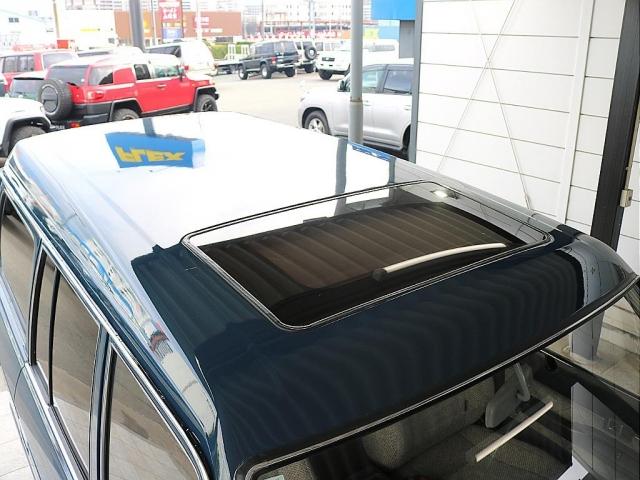 ランドクルーザー６０ ＶＸ　走行１９．１万ｋｍ　ディーゼルターボ　丸目フェイス　ナローボディー　ハイルーフ　輸出用１５ｉｎｃｈスチールホイール＆ＢＦグッドリッチＫＯ２　公認リフトアップ　ＮＡＲＤＩウッドステアリング　シートカバー（11枚目）