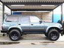 ランドクルーザー８０ ＶＸリミテッド　走行１６．２万ｋｍ　ディーゼルターボ　背面レス　ジムライン１６ｉｎｃｈアルミホイール＆ＹＯＫＯＨＡＭＡジオランダーＭ／Ｔ　３インチリフトアップ済み　ブラック塗装済み　新品コイルスプリング＆新品ショック（5枚目）