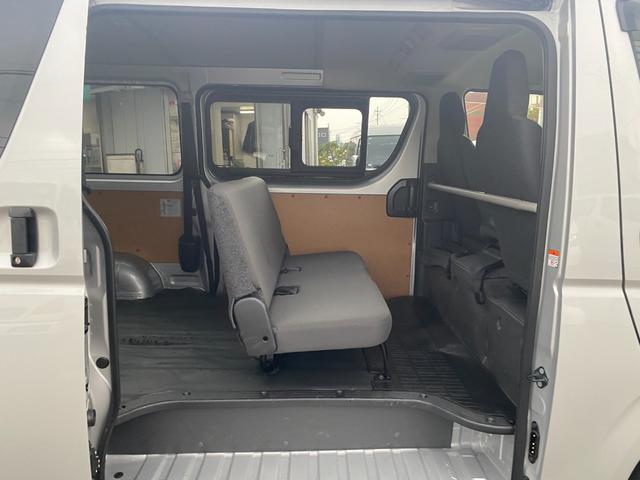 ハイエースバン DX GLパッケージ ナビ バックカメラ ドライブレコーダー ダブルエアコン ETC(9枚目)
