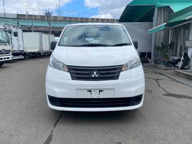 デリカバン ＧＸ　５人乗り　ナビ　テレビ　バックカメラ　ＥＴＣ（2枚目）