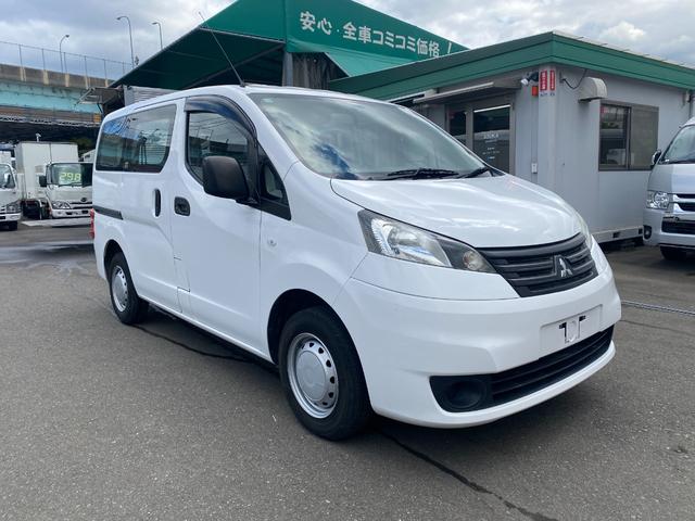 デリカバン ＧＸ　５人乗り　ナビ　テレビ　バックカメラ　ＥＴＣ（3枚目）