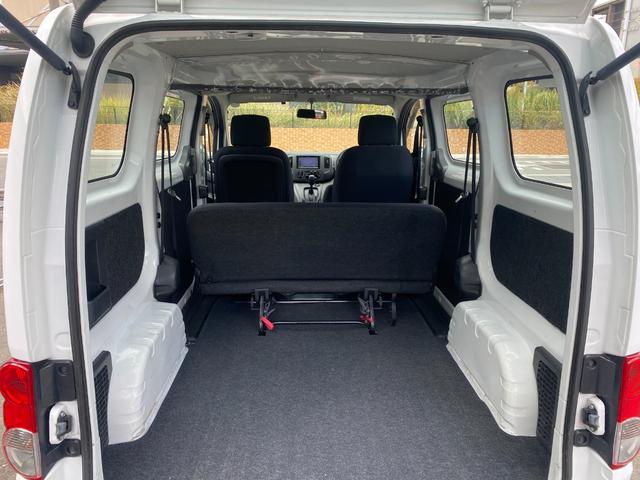 デリカバン ＧＸ　５人乗り　ナビ　テレビ　バックカメラ　ＥＴＣ（8枚目）