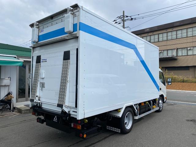 ダイナトラック 　２．９トン標準ロングパネルバン跳ね上げパワーゲート　オートマ　バックカメラ（4枚目）