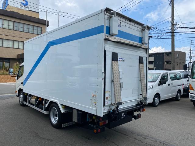 ダイナトラック 　２．９トン標準ロングパネルバン跳ね上げパワーゲート　オートマ　バックカメラ（5枚目）